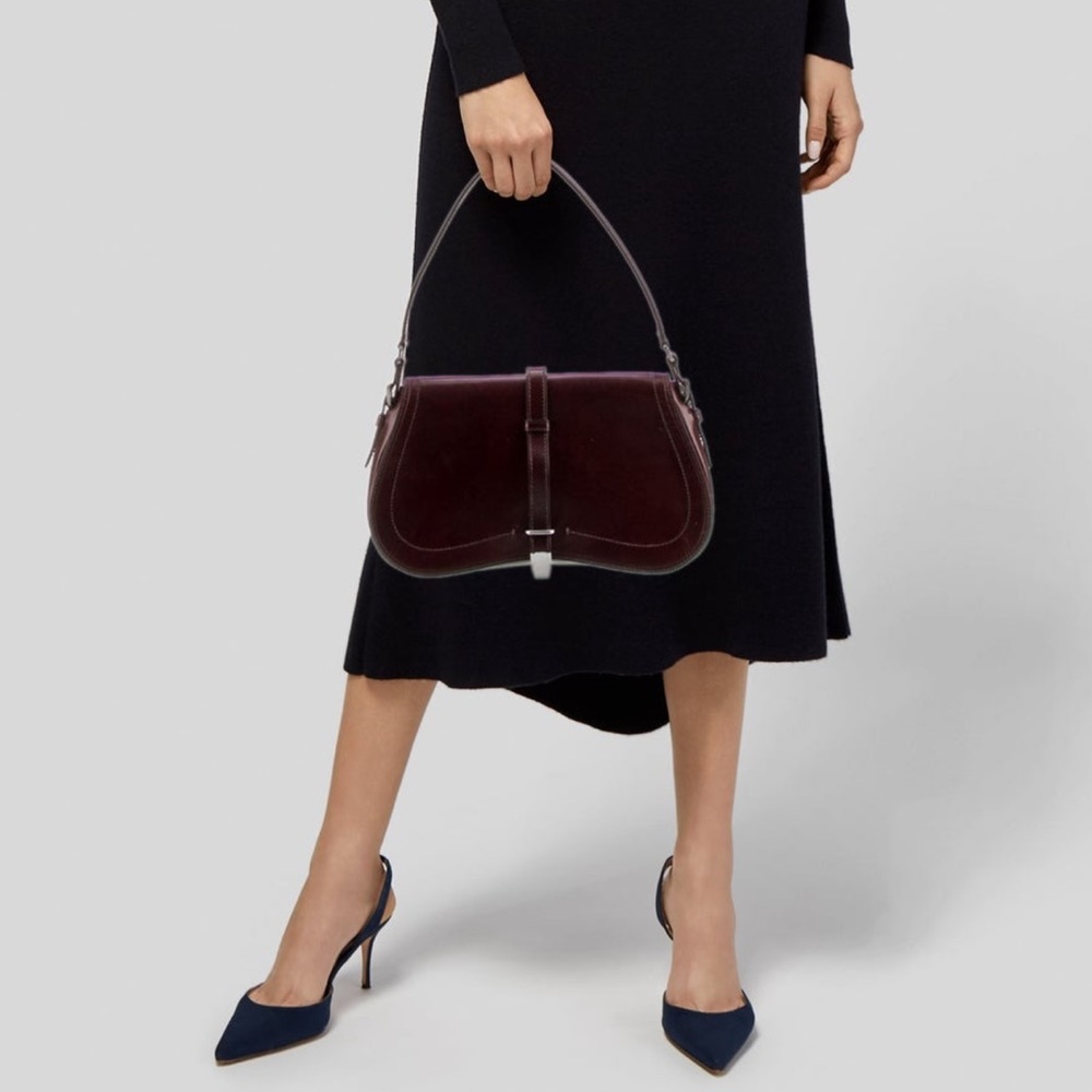 Prada Vitello Leather Shoulder Bag in Burgundy - Picture 2 of 6